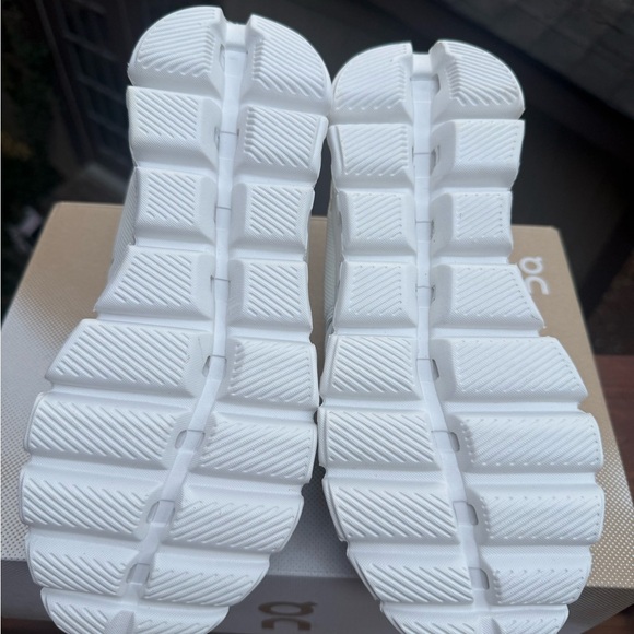 On Running Cream Athletic Shoes - Picture 9 of 9